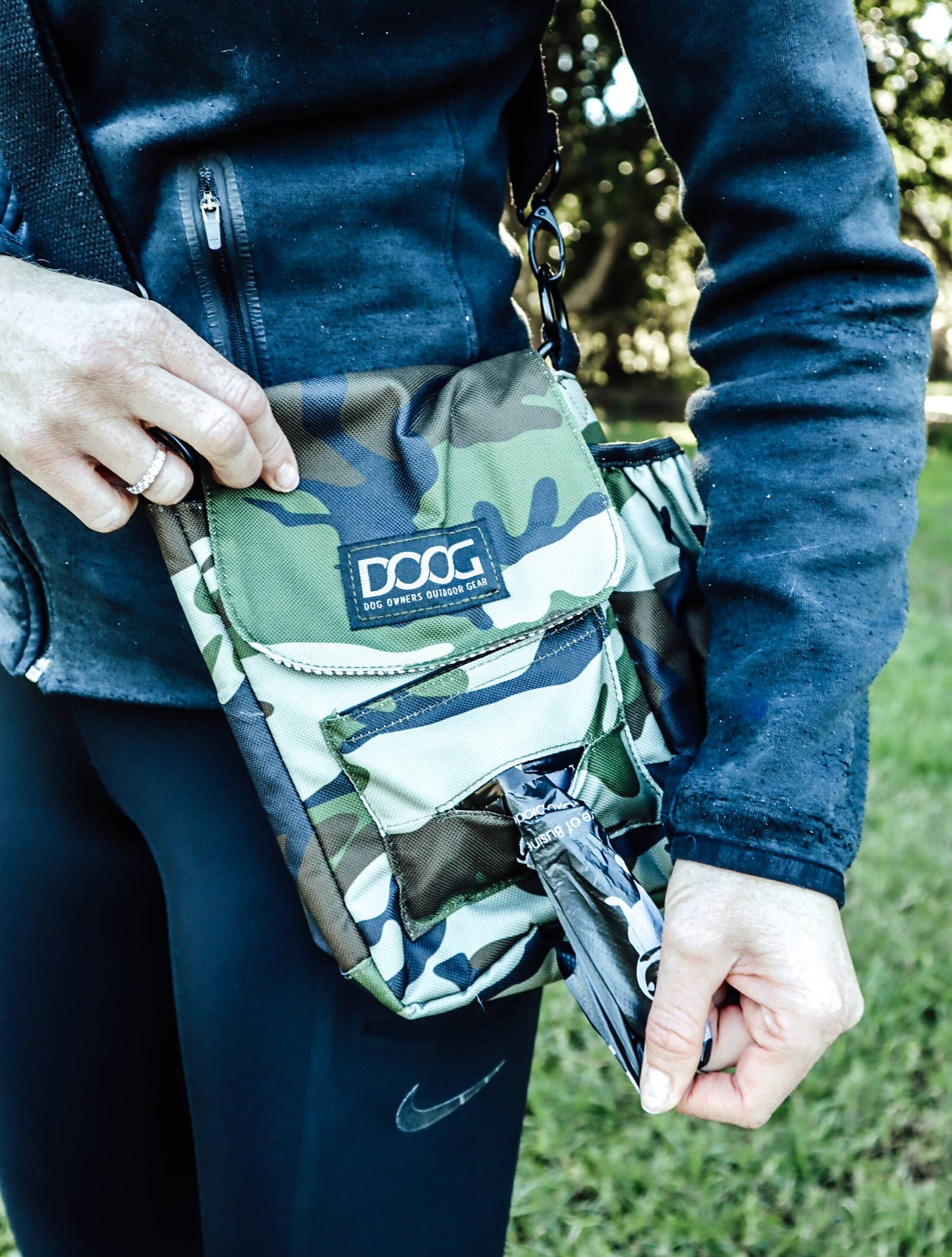 DOOG Walkie Bags: Navy & Red