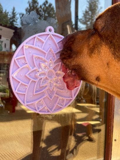 Lotus eMat Enrichment Lick Mat With Suction Cups: Light Green