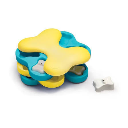 Outwardhound Tornado Puzzle Feeder