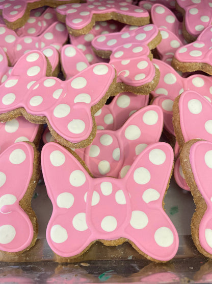 Love Stinks -But These Valentine’s Cookies Don’t: Pretty in Pink Bow